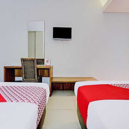 Collection O Riau Near Trans Studio Bandung Formerly Hotel Montameri Exterior photo